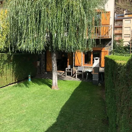 Casa - *