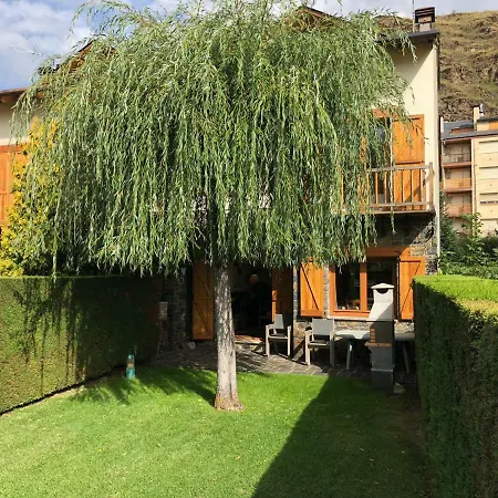 Casa - *